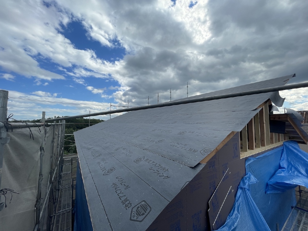 「屋根ルーフィング施工」